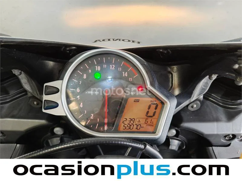 Honda CBR 1000 RR Fireblade – Vista 12