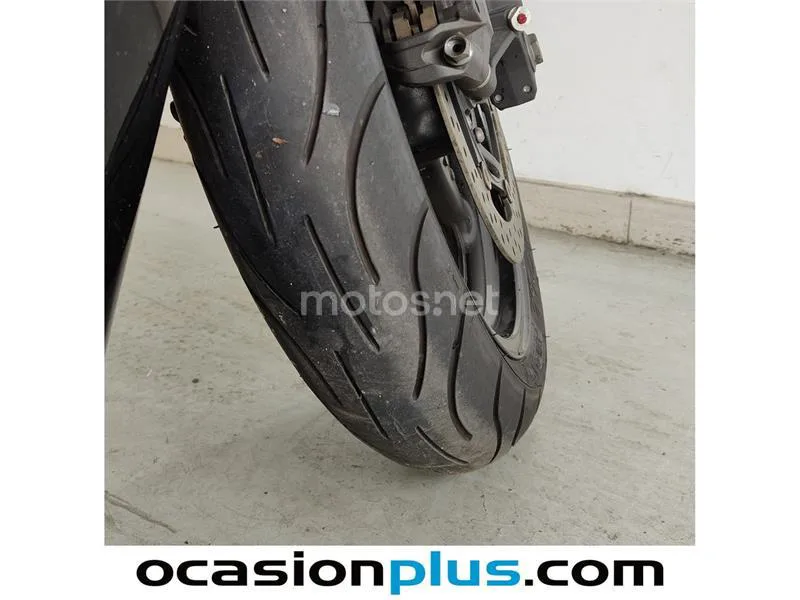 Honda CBR 1000 RR Fireblade – Vista 19