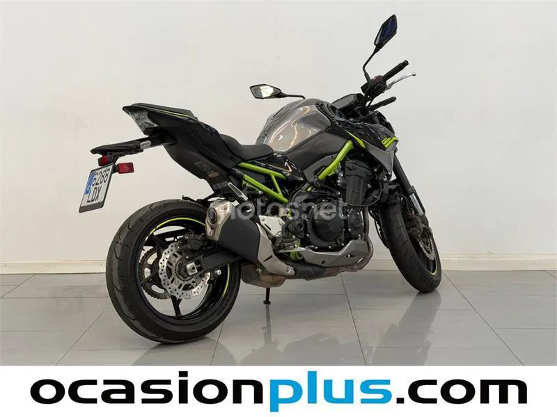 Kawasaki Z900 – Vista 3