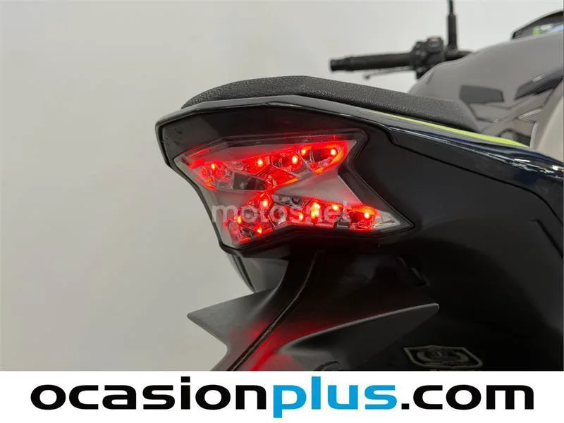 Kawasaki Z900 – Vista 21