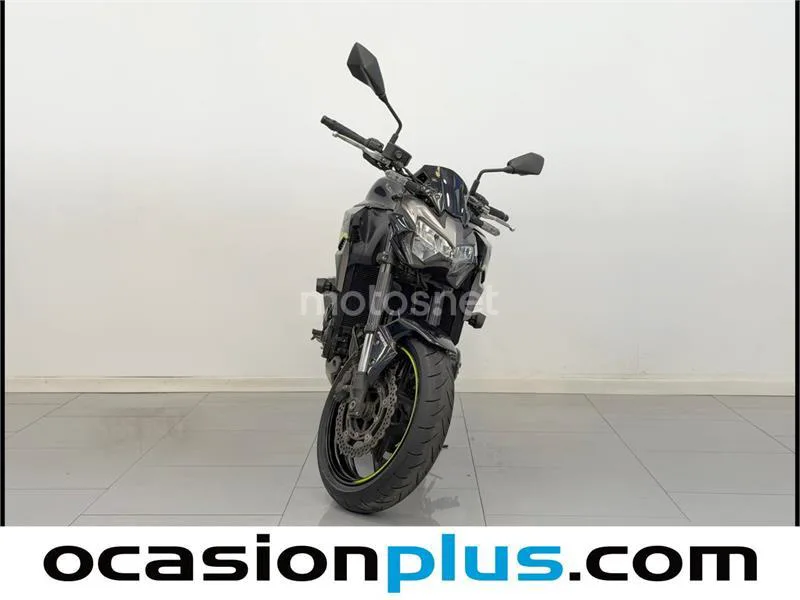 Kawasaki Z900 – Vista 5