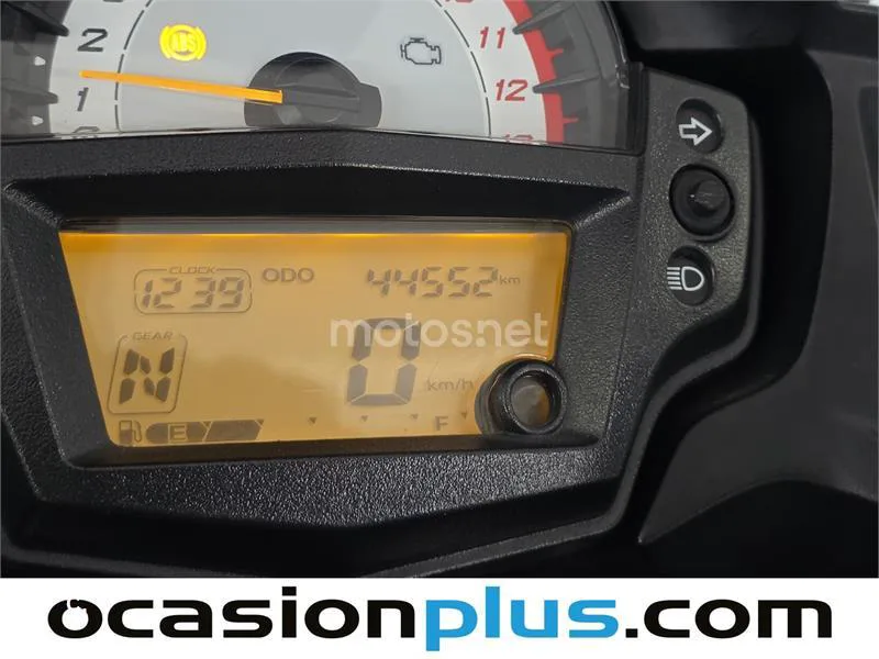 Kawasaki Versys – Vista 12