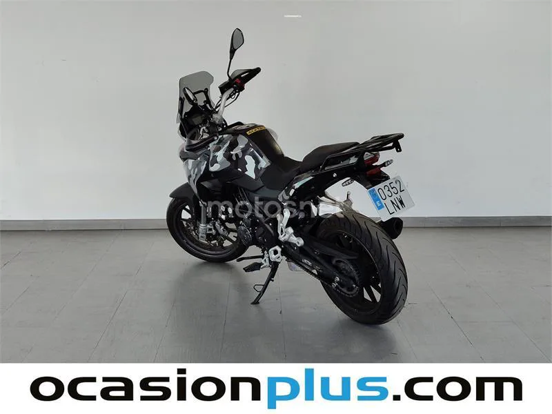 Benelli TRK – Vista 7