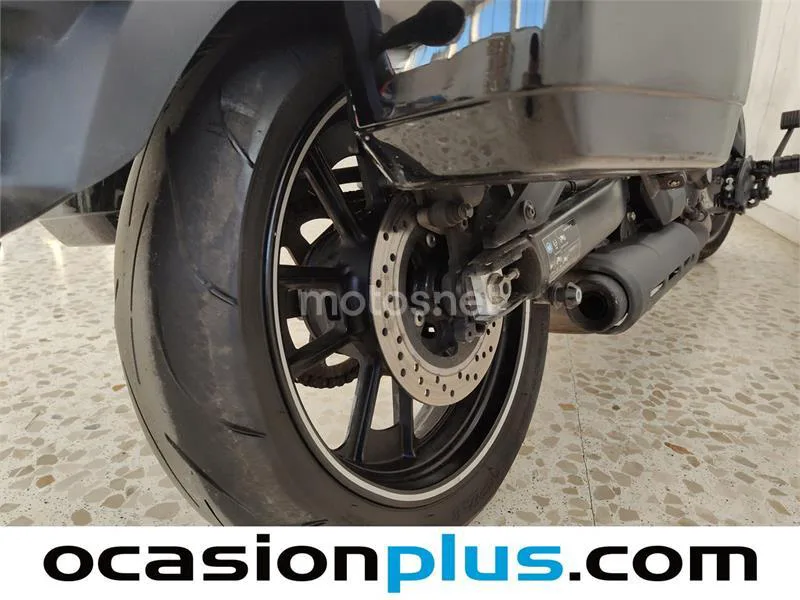 Kawasaki Vulcan S – Vista 15