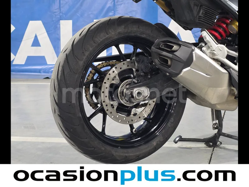 BMW F 900 R – Vista 16