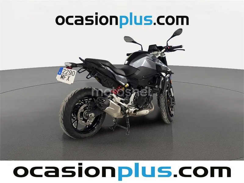 BMW F 900 R – Vista 3