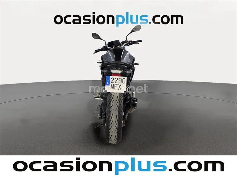 BMW F 900 R – Vista 4