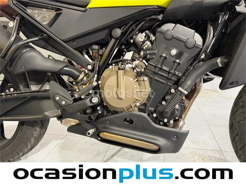 Husqvarna Vitpilen 801 – Vista 21