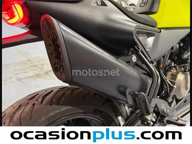 Husqvarna Vitpilen 801 – Vista 23