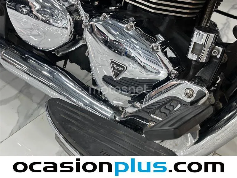 Triumph America – Vista 21