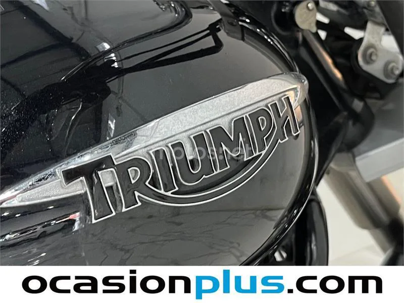 Triumph America – Vista 23