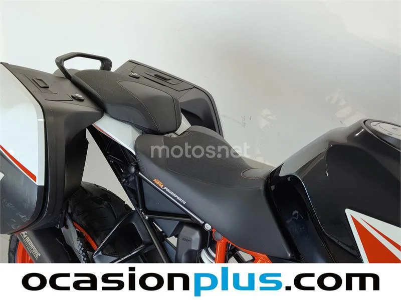 KTM 1290 Super Duke GT – Vista 20