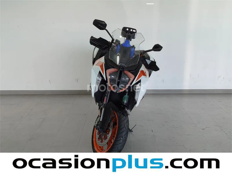 KTM 1290 Super Duke GT – Vista 5