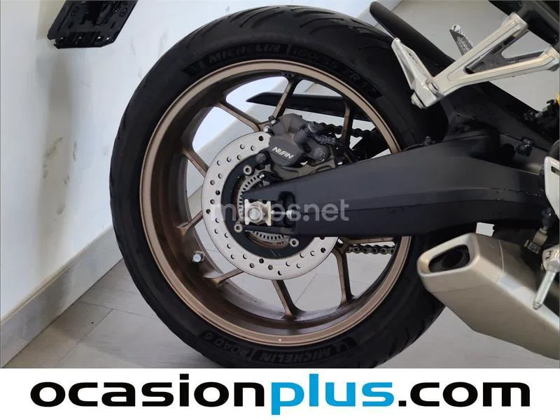 Honda CB 650 R – Vista 18