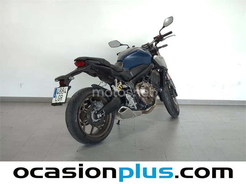Honda CB 650 R – Vista 3