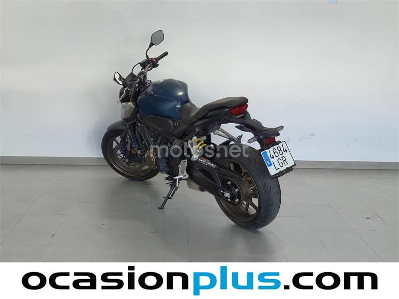 Honda CB 650 R – Vista 7
