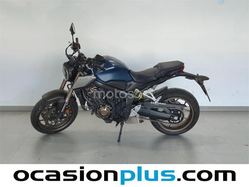 Honda CB 650 R – Vista 8