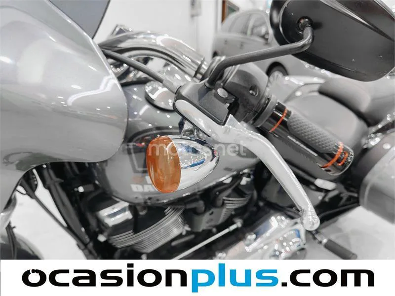 Harley-Davidson Sport Glide – Vista 14