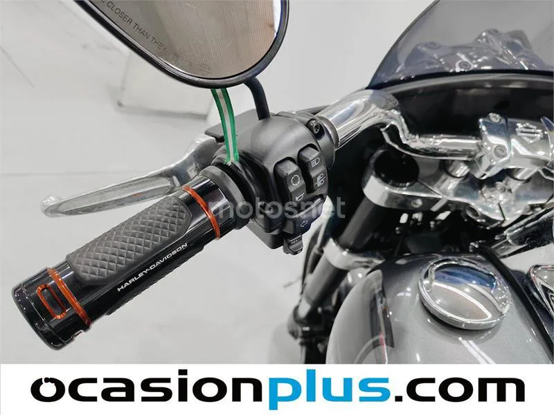 Harley-Davidson Sport Glide – Vista 9