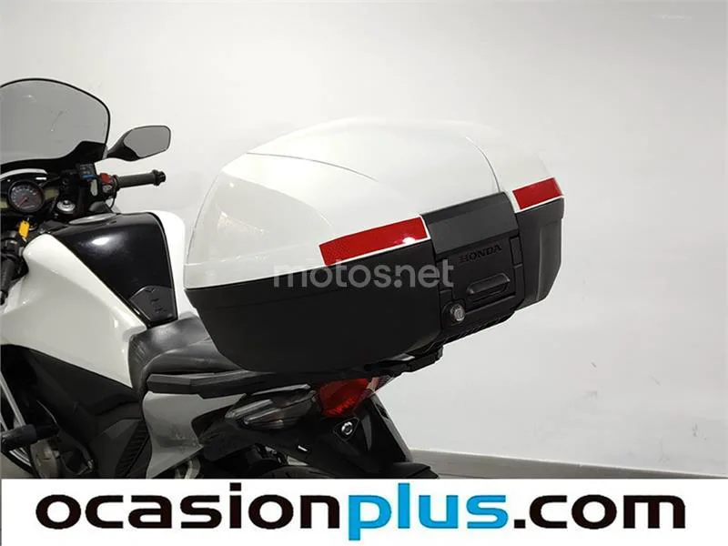 Honda VFR 1200 F DCT – Vista 14