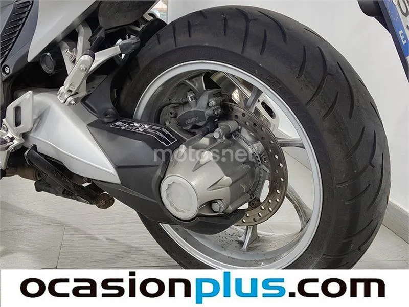 Honda VFR 1200 F DCT – Vista 20