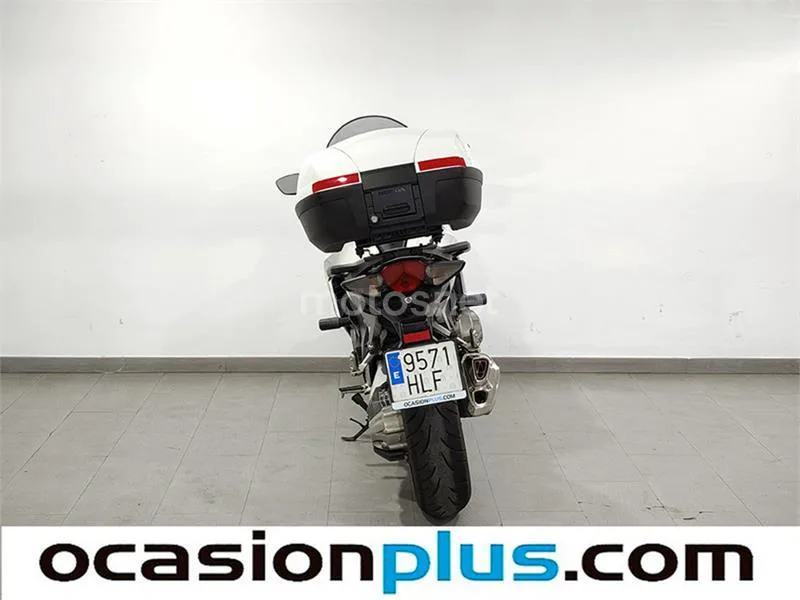 Honda VFR 1200 F DCT – Vista 4