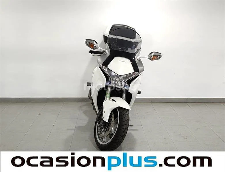 Honda VFR 1200 F DCT – Vista 5