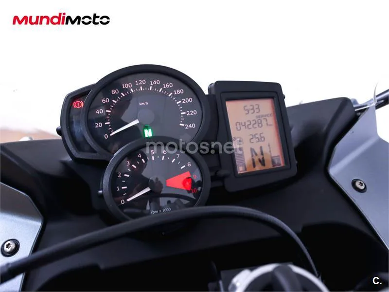 BMW F 800 ST – Vista 12