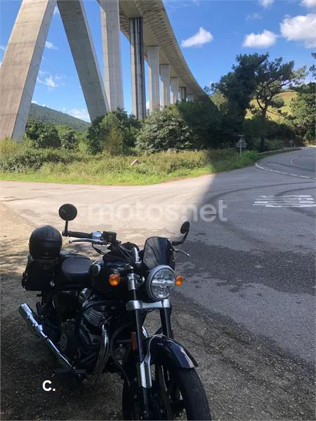 Royal Enfield Super Meteor 650 – Vista 4