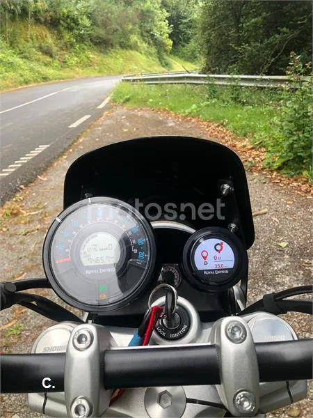 Royal Enfield Super Meteor 650 – Vista 7