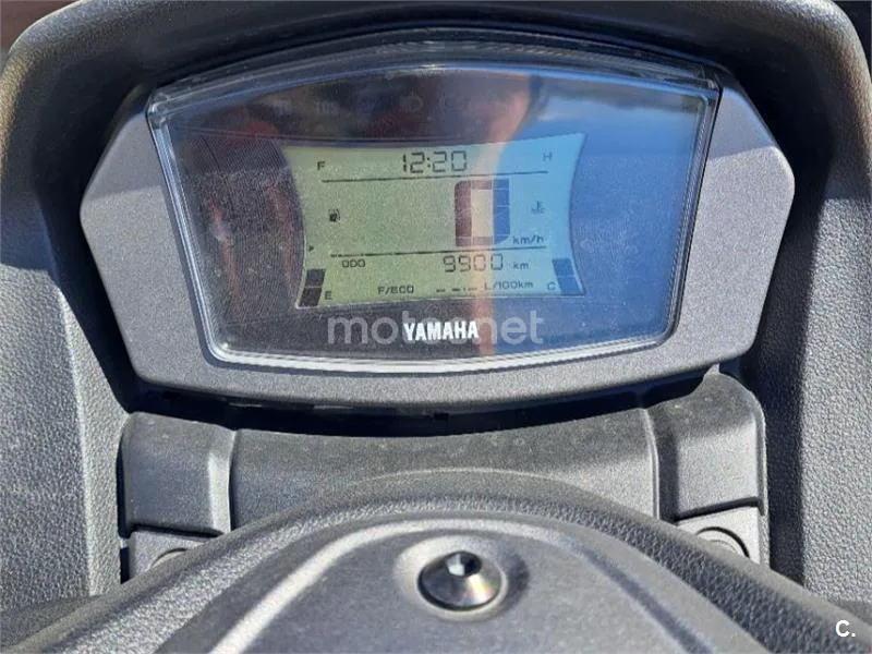 Yamaha NMAX – Vista 6