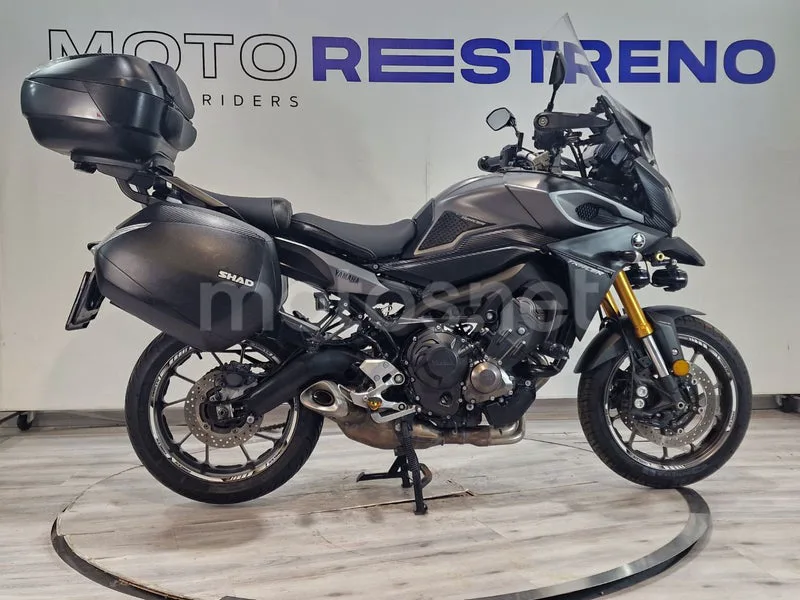 Yamaha MT-09 – Vista 6