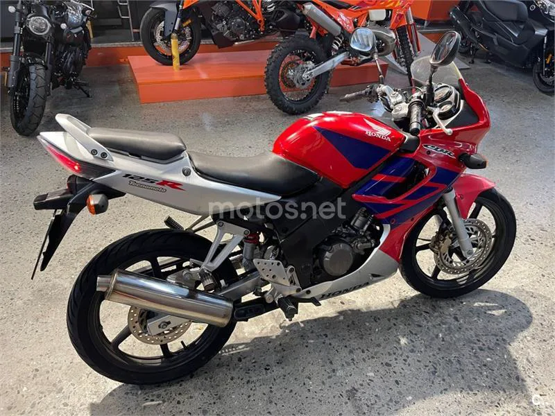 Honda CBR 125 R – Vista 7