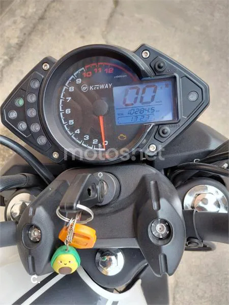 Keeway RKS 125 – Vista 6