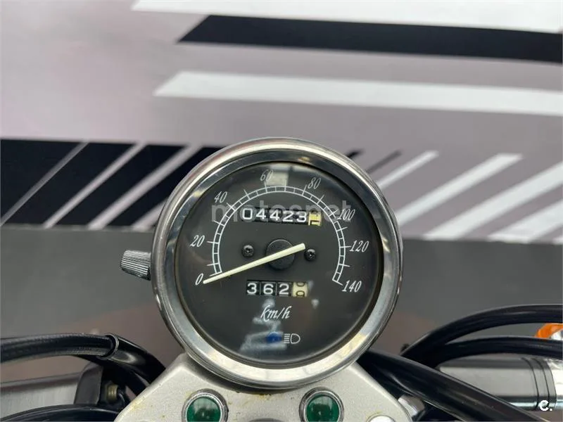 Suzuki Marauder 250 – Vista 6