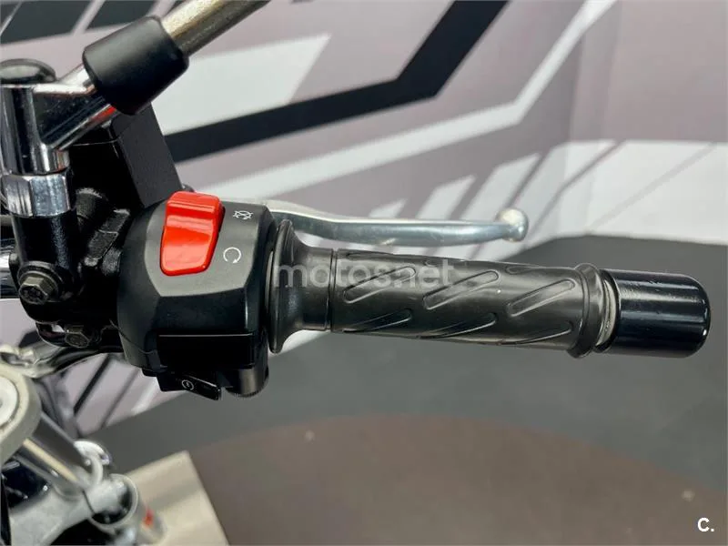 Suzuki Marauder 250 – Vista 10