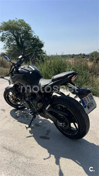 Yamaha MT-07 – Vista 5
