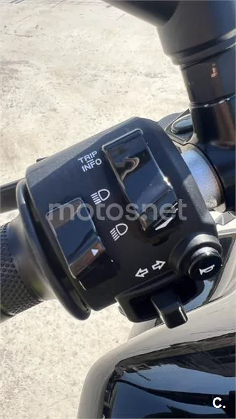 Yamaha MT-07 – Vista 10