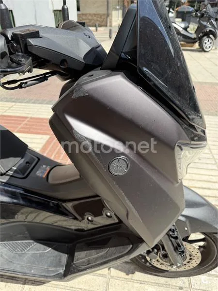 Yamaha NMAX – Vista 7