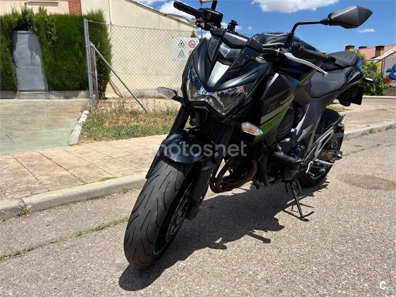 Kawasaki Z800 – Vista 5