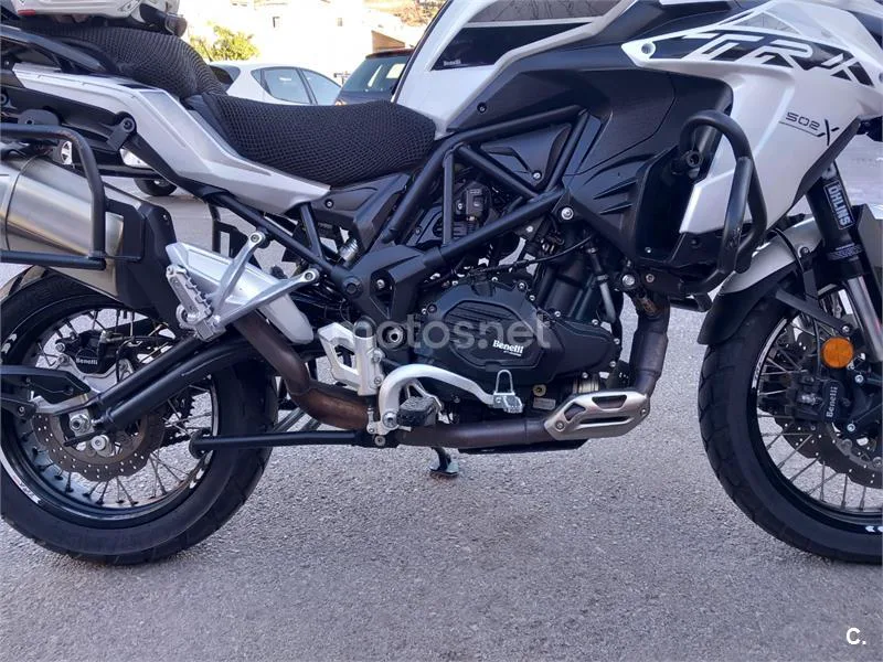 Benelli TRK 502 – Vista 6