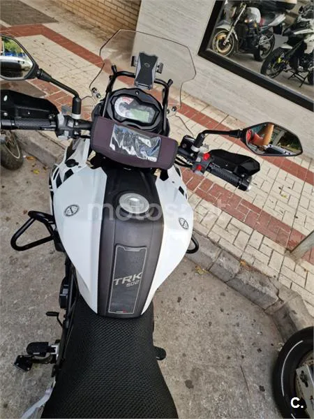 Benelli TRK 502 – Vista 8