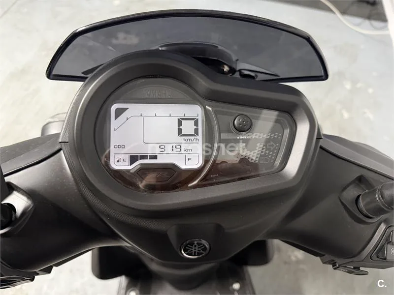 Yamaha RayZR – Vista 4