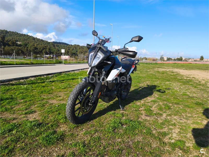 KTM 390 – Vista 3