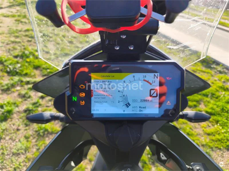 KTM 390 – Vista 8