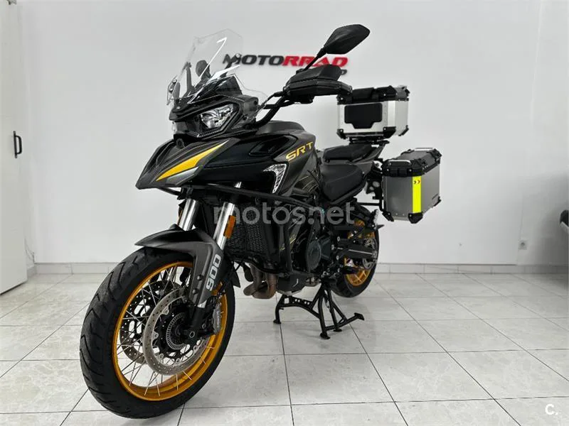 QJ Motor SRT 900 SX – Vista 3