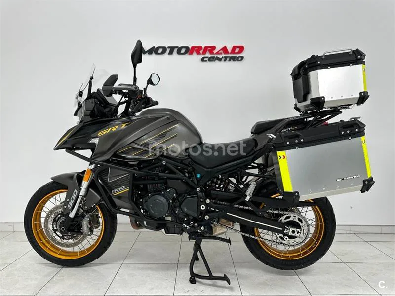 QJ Motor SRT 900 SX – Vista 4