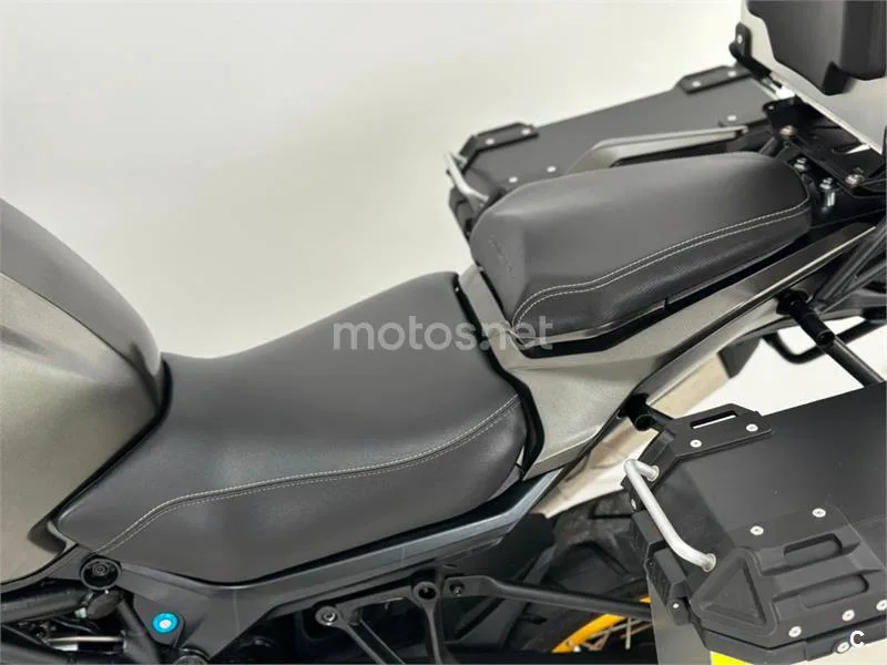 QJ Motor SRT 900 SX – Vista 32