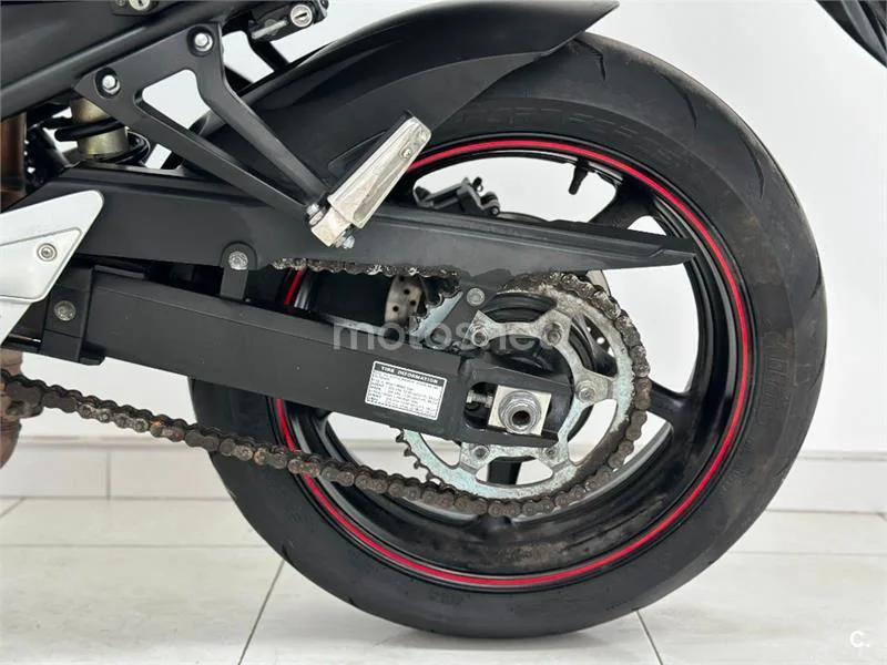 Yamaha FZ6 S2 – Vista 22