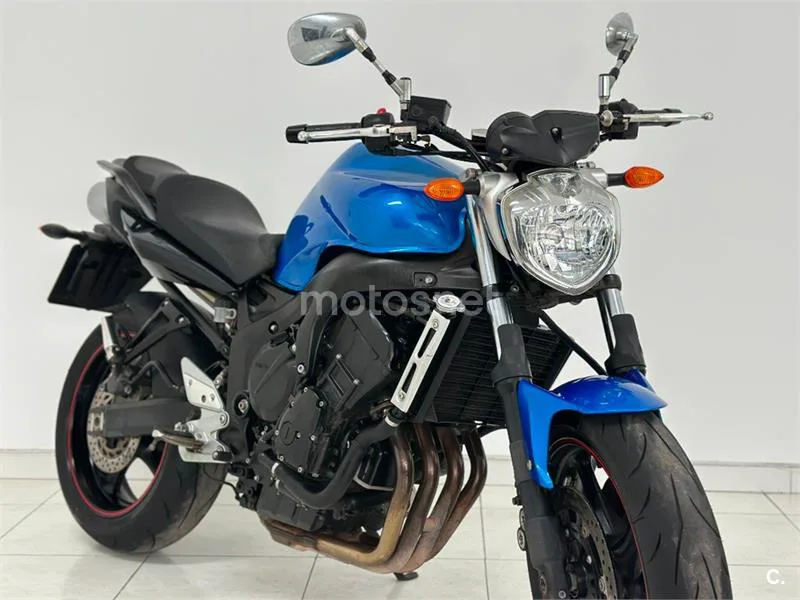 Yamaha FZ6 S2 – Vista 6
